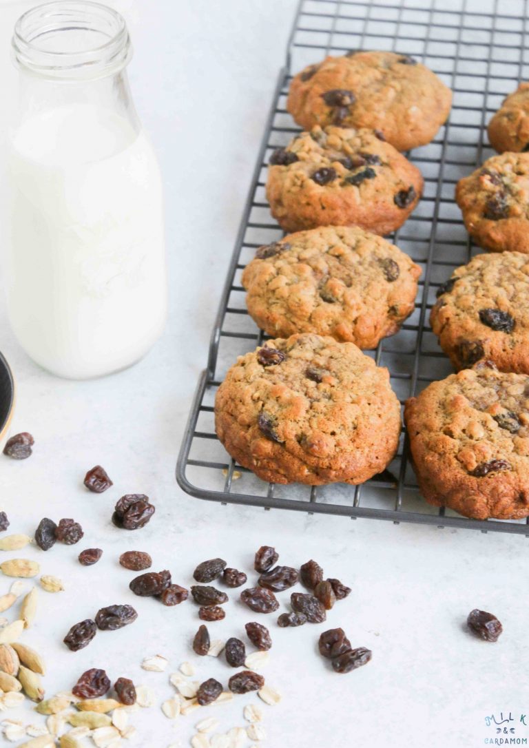 oatmeal raisin cardamom cookies recipe | Milk and Cardamom