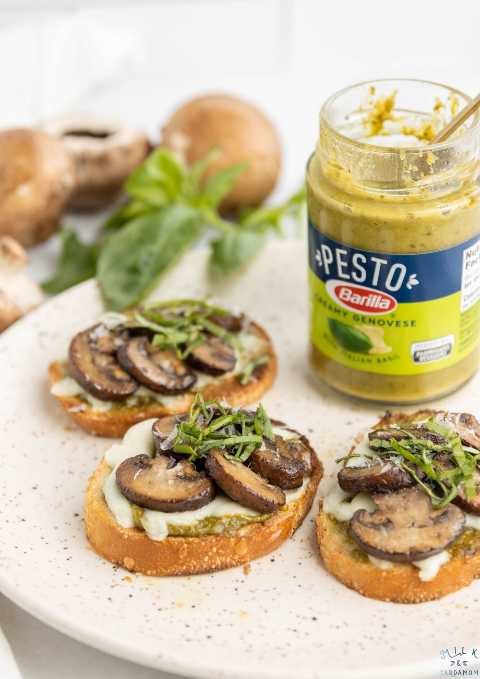 Buy Basil and Lemon Pesto Barilla online